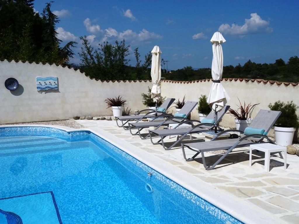La Cayrade Villa Uzer  Exterior photo